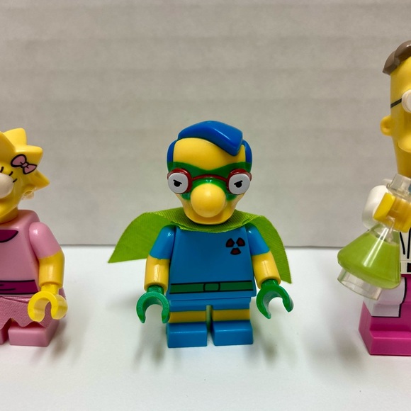 LEGO Simpsons Series 2 Mini Figurines - Picture 3 of 11